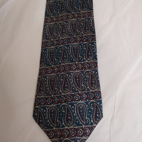 Men's Paisley Silk Tie #T-13 - Picture 3 of 4